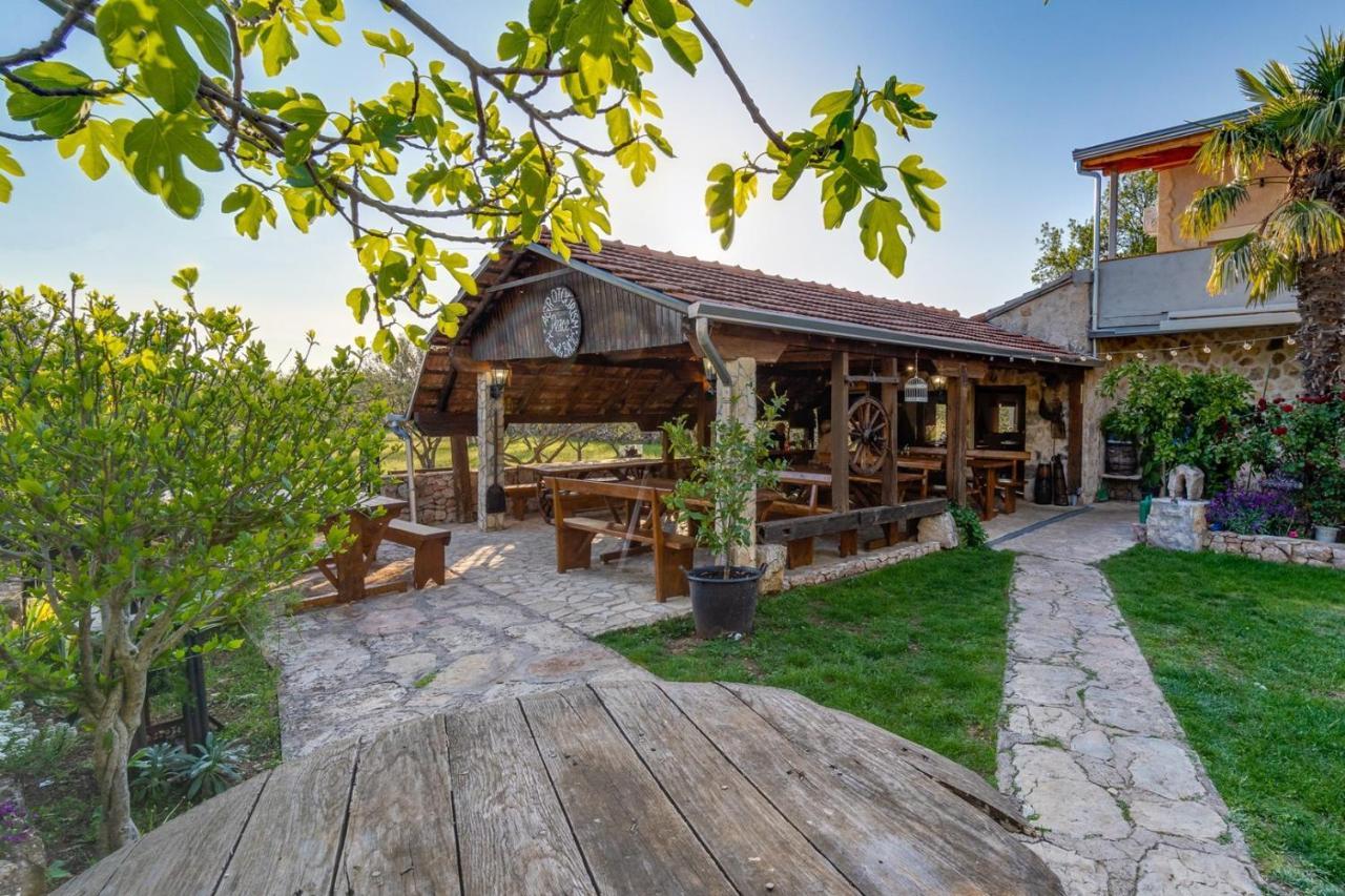 New! Promina Luxury Villa With 72Sqm Heated Pool, Jacuzzi, Infrared Sauna, Tennis Court, Media Room Bogatić Buitenkant foto