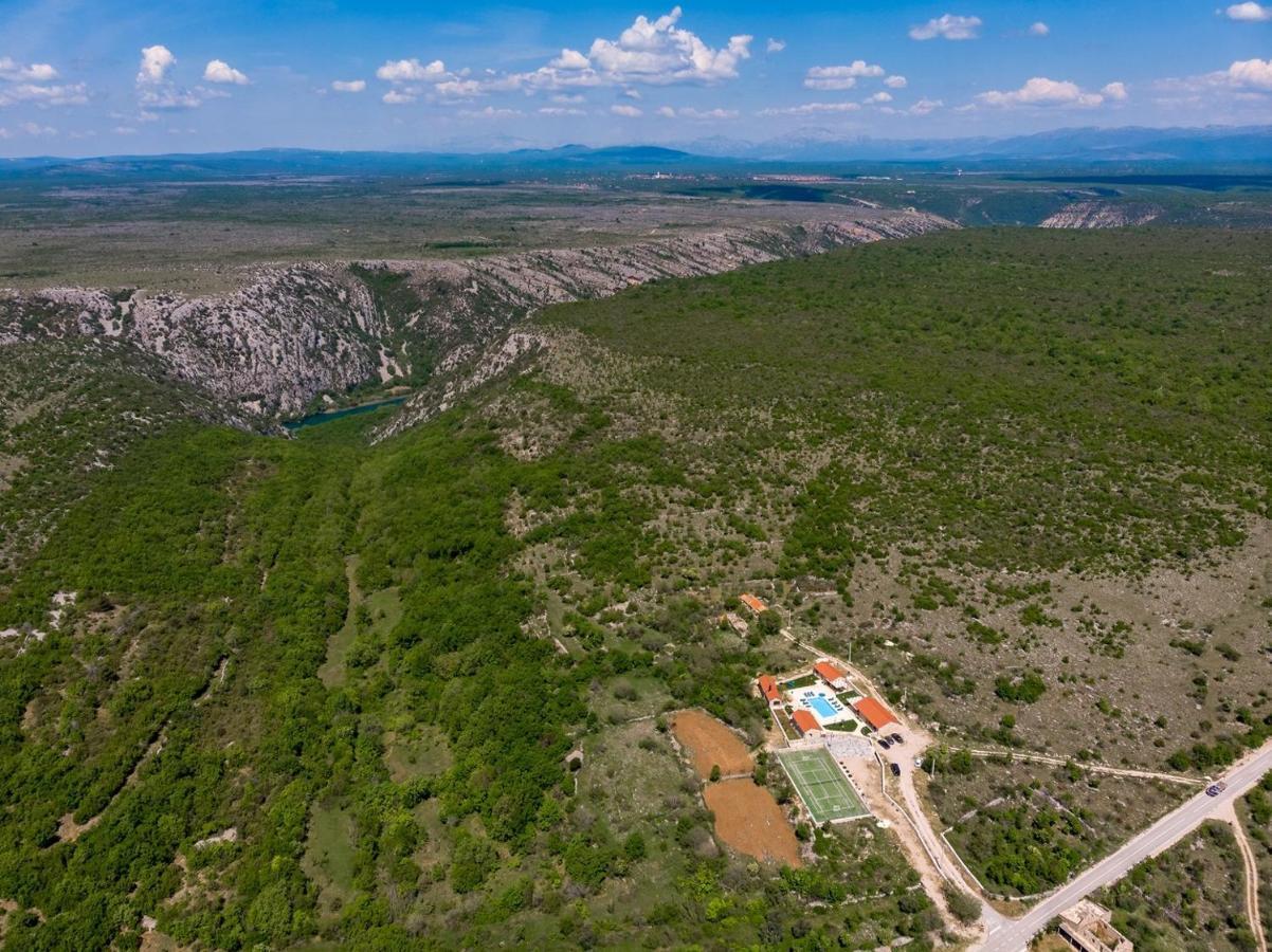 New! Promina Luxury Villa With 72Sqm Heated Pool, Jacuzzi, Infrared Sauna, Tennis Court, Media Room Bogatić Buitenkant foto